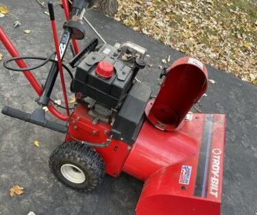 TROY-BILT 42000 Snow Blower